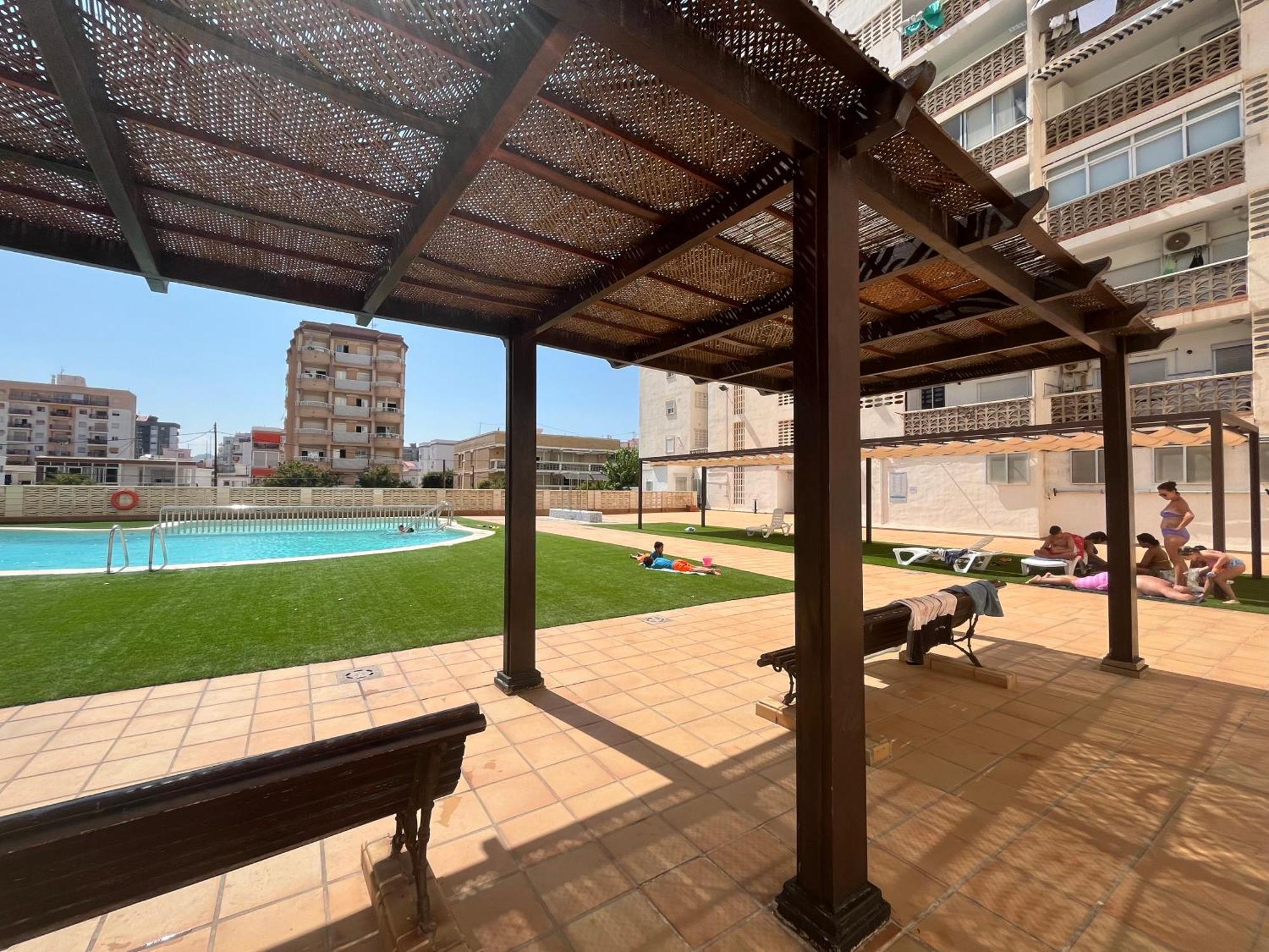 Apartamento 1ª Linea De Playa - Con Piscina Y Parking Playa de Gandia Exterior photo